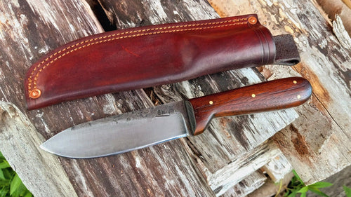 Walnut 5 1/2" Blade