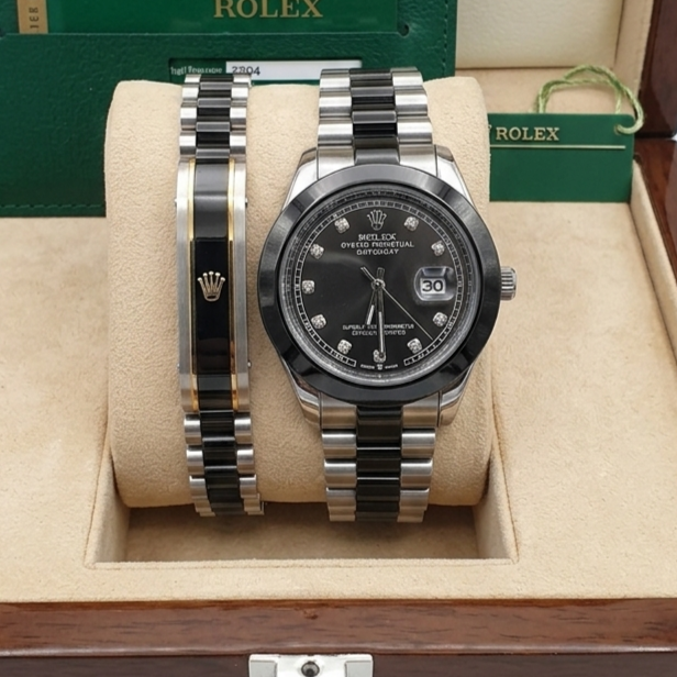 Black Chain black dial watch with Silver Black Bristle | Date style watch | luxury men's watch