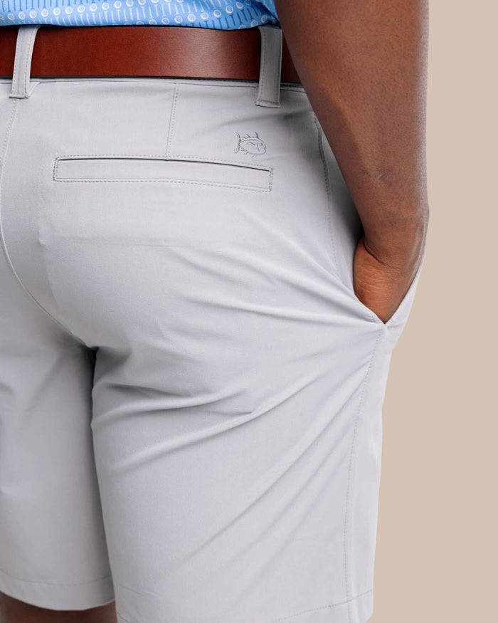 The detail view of the Southern Tide brrr die performance short 1 by Southern Tide - Steel Grey
