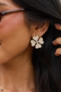 Flower Hour Flower Stud Earrings - Cream