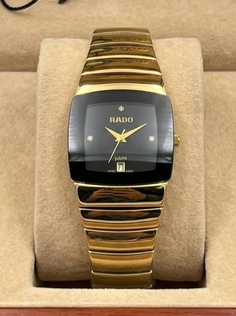 Gold-tone case with a black dial watch ;date Style watch Stainless steel band
