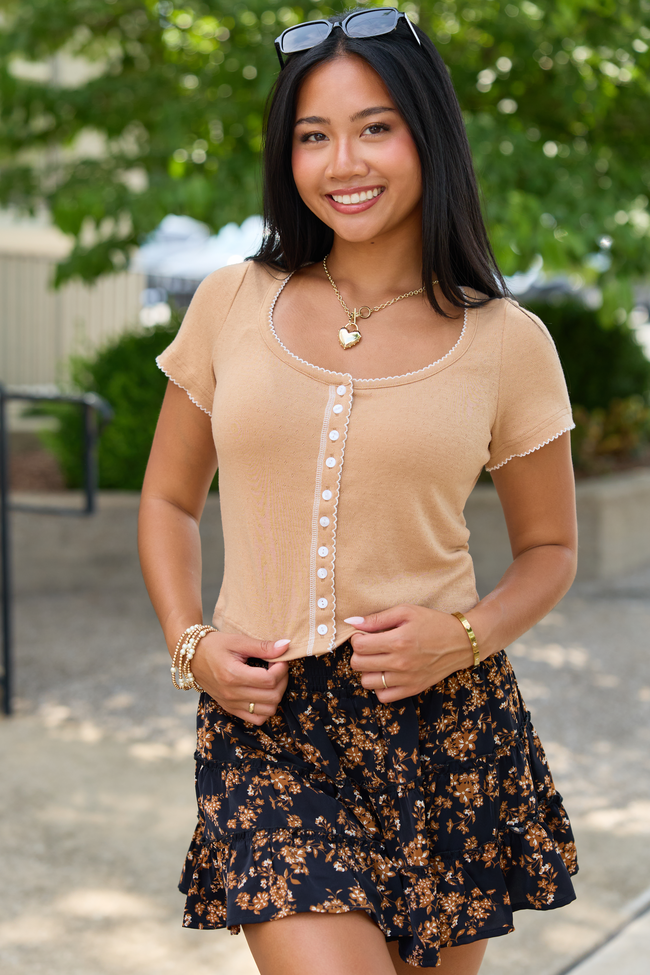 Harlyn Tan Scallop Trim Tee
