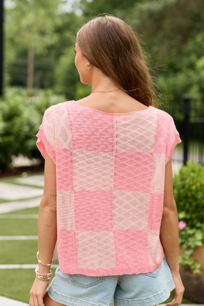 Myla Peach Checkered Sleeveless Sweater