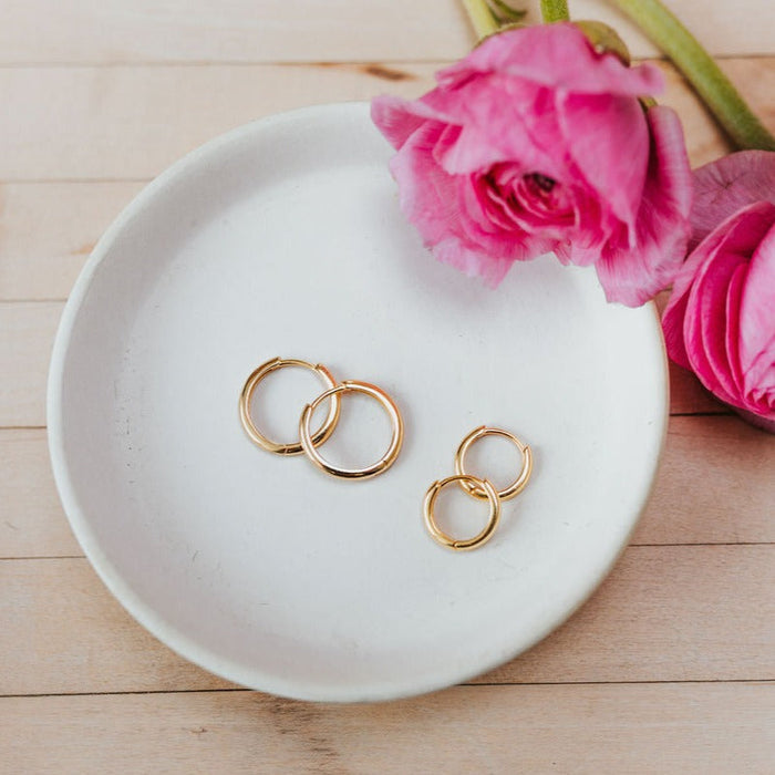 Olivia Essential Hoop Earrings