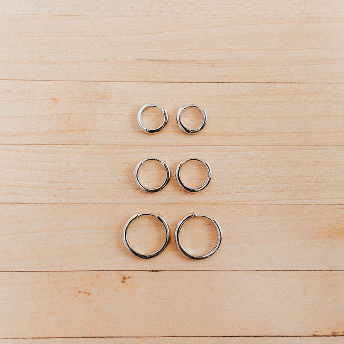 Olivia Essential Hoop Earrings