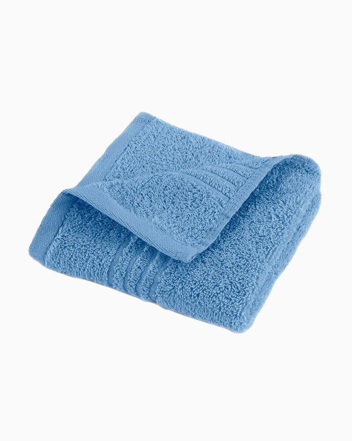 The front view of the Performance 5.0 Wash Cloth by Southern Tide - Wash Cloth
