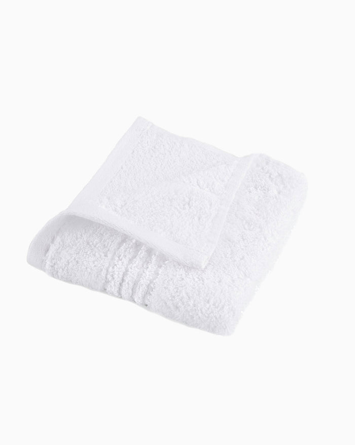 The front view of the Performance 5.0 Wash Cloth by Southern Tide - Wash Cloth