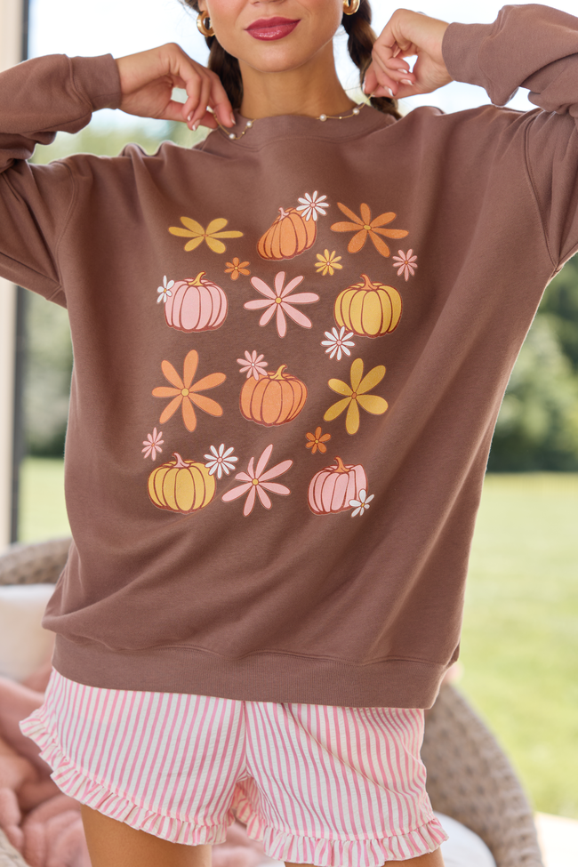 Pumpkin Daisy Mocha Graphic Sweatshirt