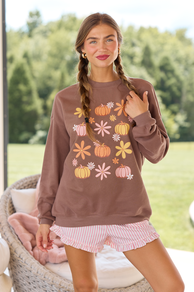Pumpkin Daisy Mocha Graphic Sweatshirt