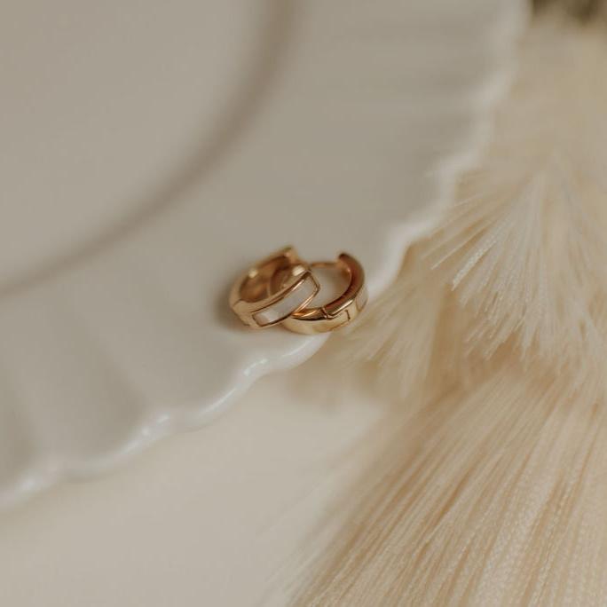 Ruth Pearl Hoop Earrings