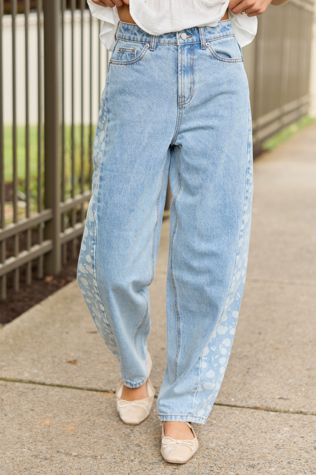 Sevyn Floral Barrel Print Jeans Light Wash