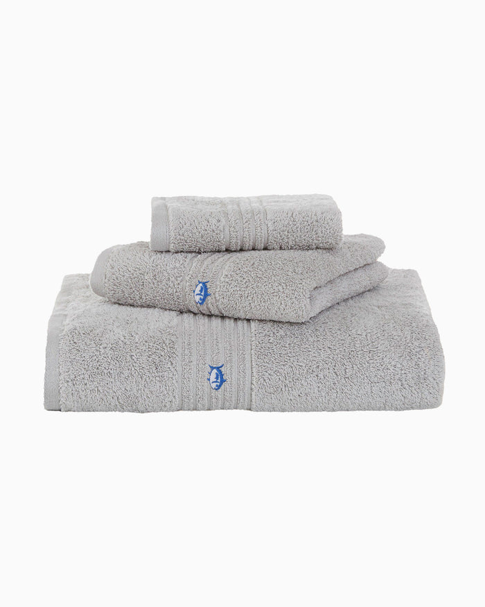 The front view of the Southern Tide Performance 5.0 Towel by Southern Tide - Harpoon Grey