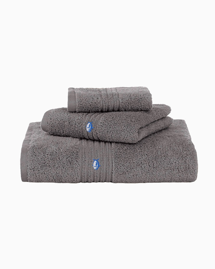 The front view of the Southern Tide Performance 5.0 Towel by Southern Tide - Nautical Grey