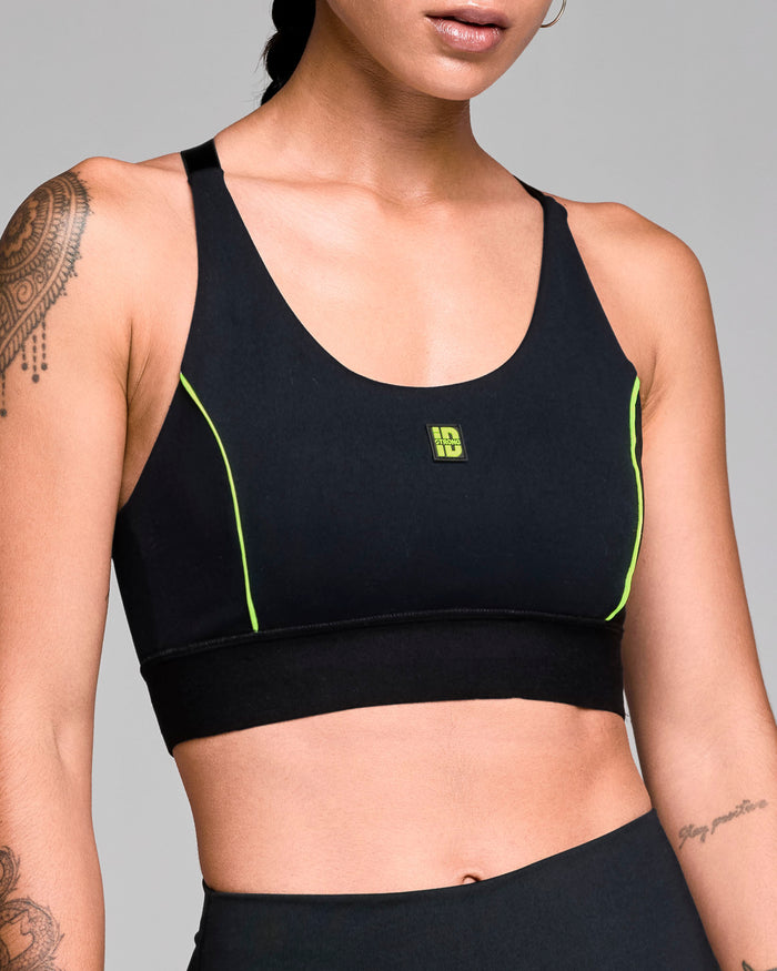 Black # STRONG iD Scoop Neck Adjustable Bra